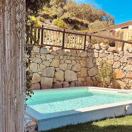 Isola Sarda 아파트 *